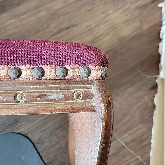 Antique Victorian Needlepoint Floral Footstool Foot Rest Wood Legs Maroon Roses - Picture 12 of 13